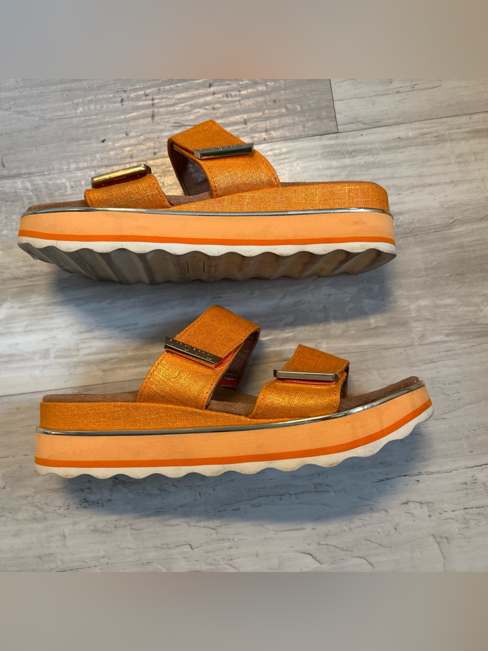 Vionic Brandie Orange Flatform Slide Sandals Women’s Size 8